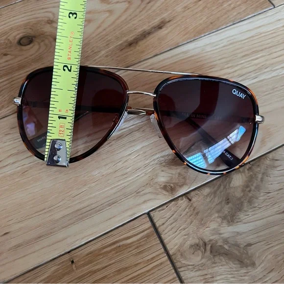 Quay Australia Tortoise and Gold Sunglasses - Picture 7 of 9